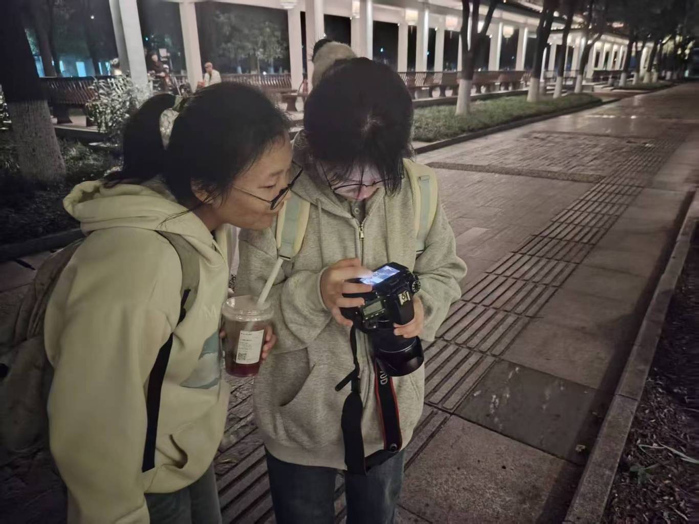 8sDdf3vy_pgxX.jpg?auth_key=1762099199-0-